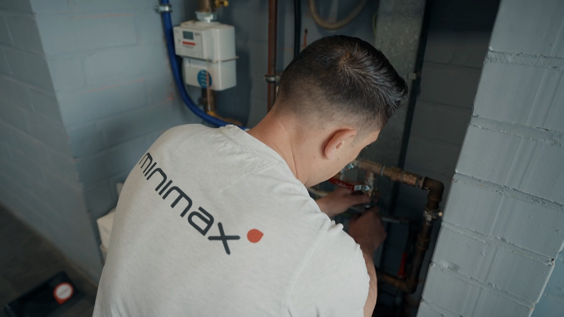 ronse-blind-gekocht-minimax-m3-waterontharder-kopen-technieker2.png